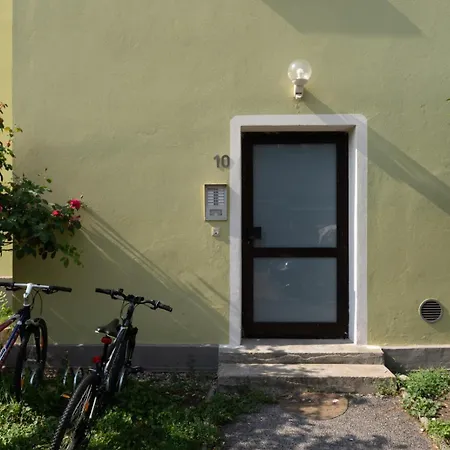 Apartment Well-equipped And Business-friendly Near For Up To 3 Guests Leoben (Styria)
